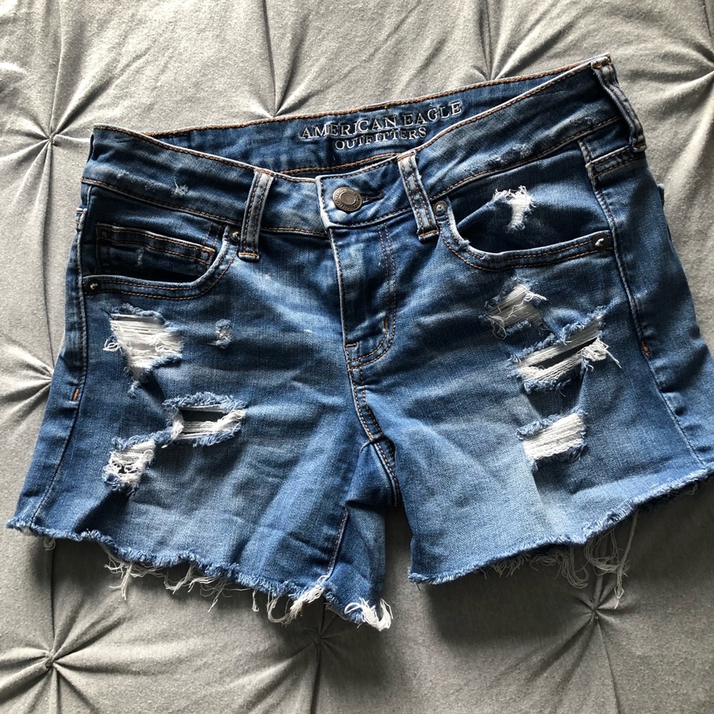 American Eagle destroyed shorts